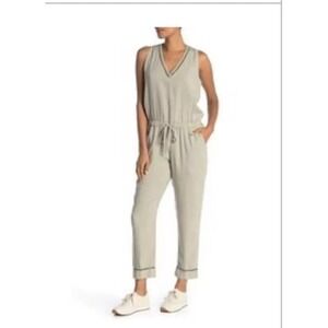 Cloth & Stone Light Green Crossback Crochet Trim Jumpsuit Size‎ XS Boho Beachy